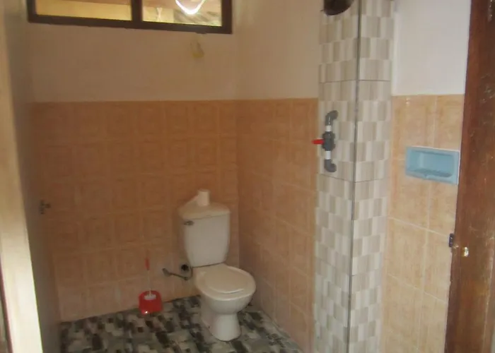 Guest house Teman Teman 1